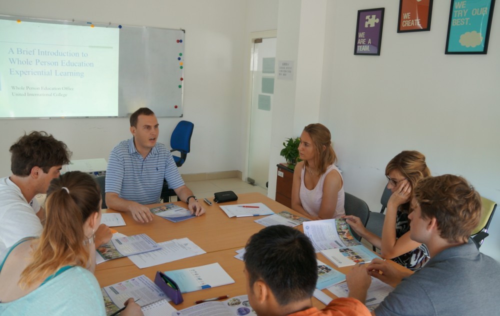 20130902 overseas students4