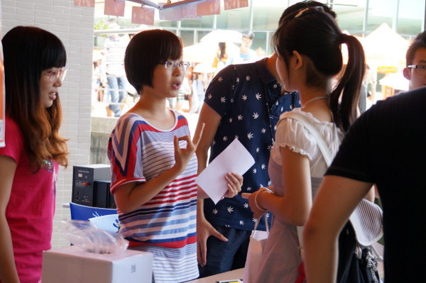 20130911 student clubs recruitment06