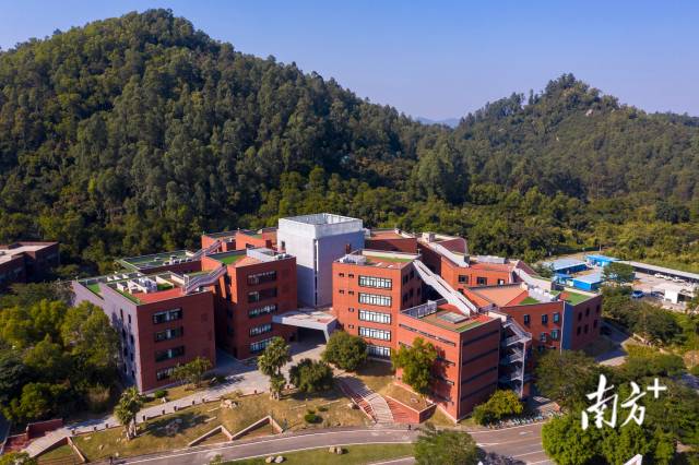 北京师范大学珠海校区。