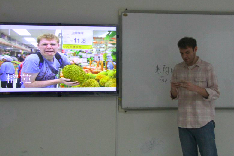 20130529 foreigners learn chinese 3