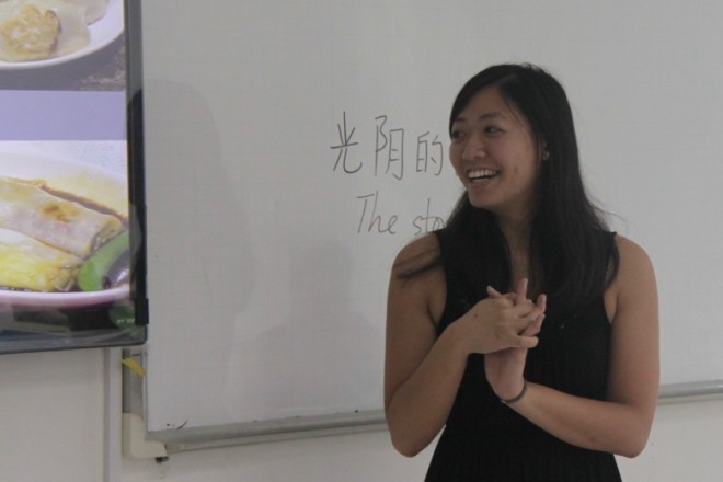 20130529 foreigners learn chinese 6