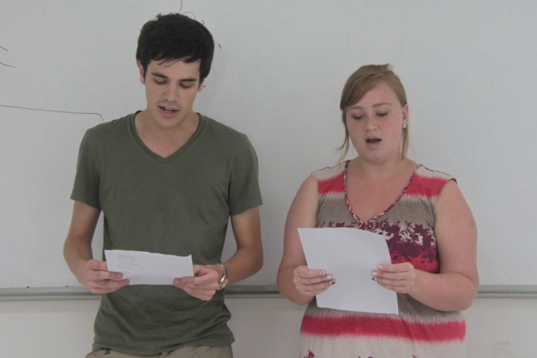 20130529 foreigners learn chinese 11