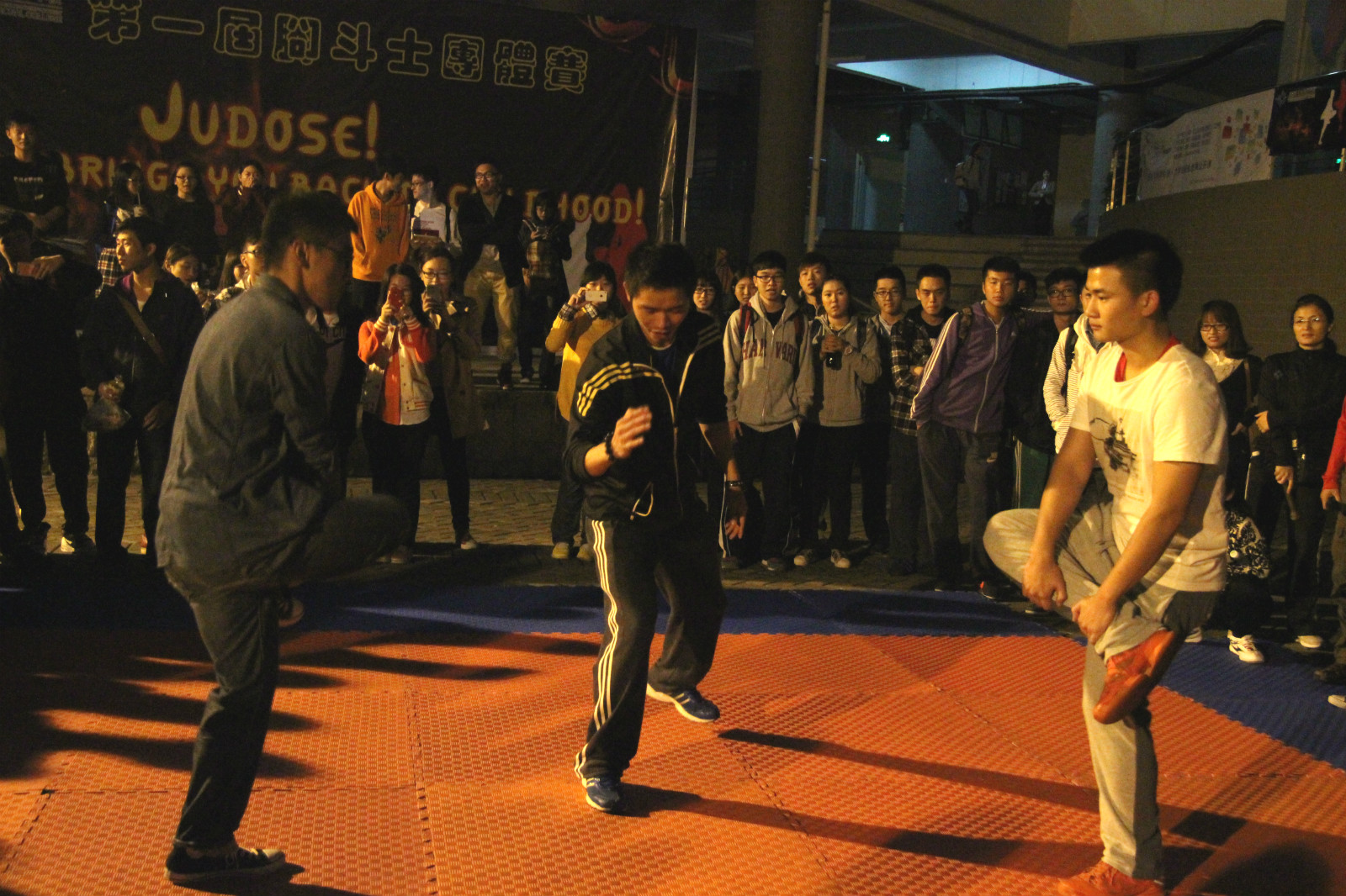 橄榄球队和篮球队的精彩对决 meitu 2