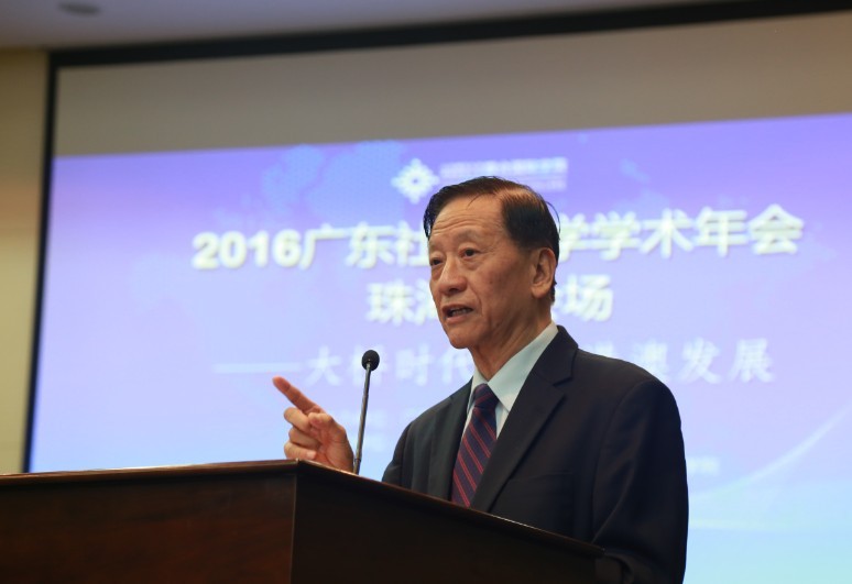 UIC President Prof Ng Ching-Fai