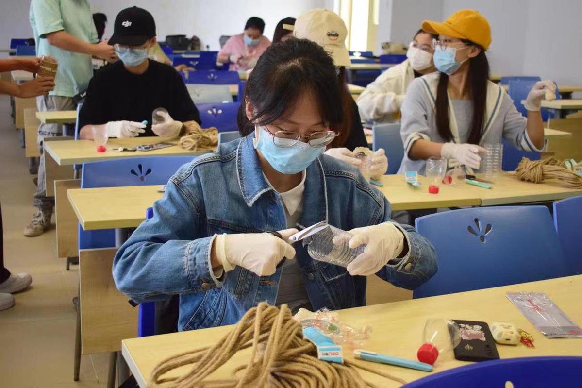 https://pub-point.hizh.cn/images/202204/19/625e487a43a2a737475b7cb0.jpeg