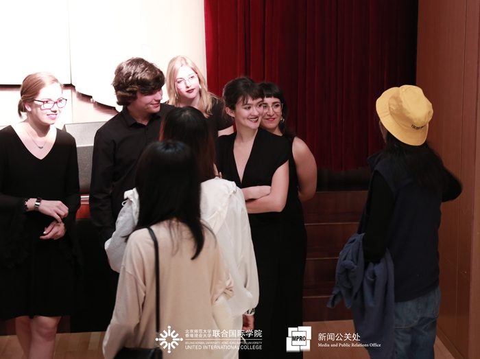 2Q2A0062 副本 副本